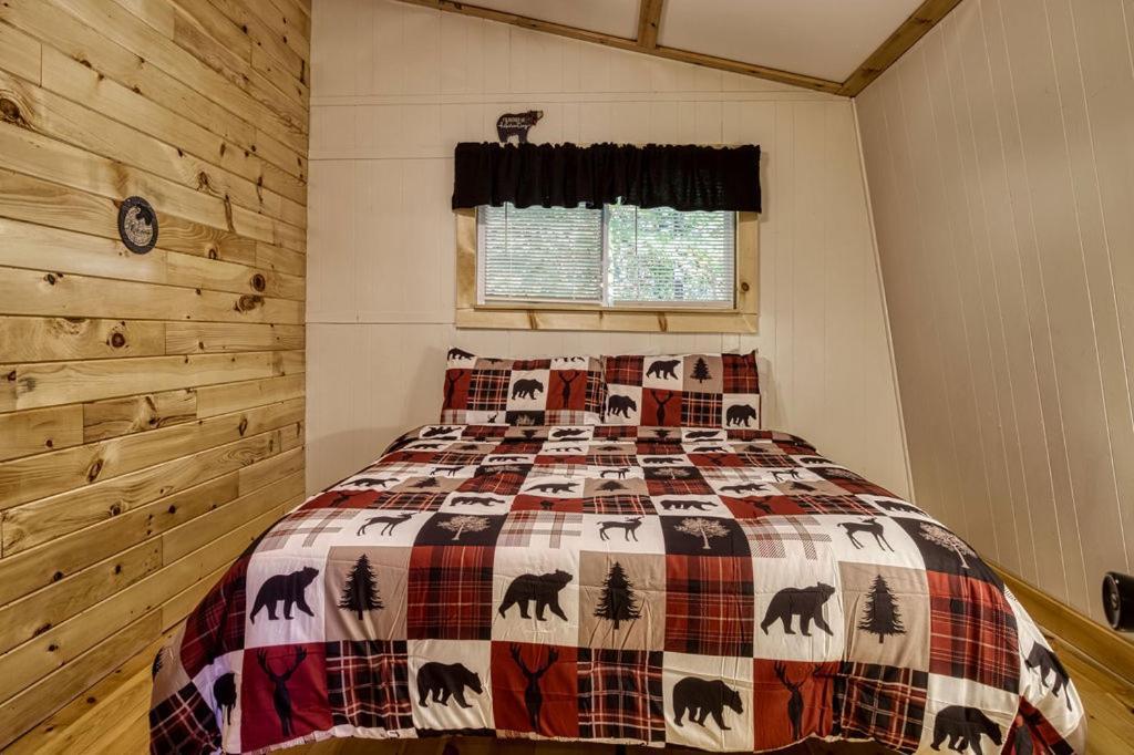 Four Bears Den, Hot Tub, 1089 Of Free Attraction Tickets For Each Paid Day, Dollywood And More Gatlinburg Εξωτερικό φωτογραφία