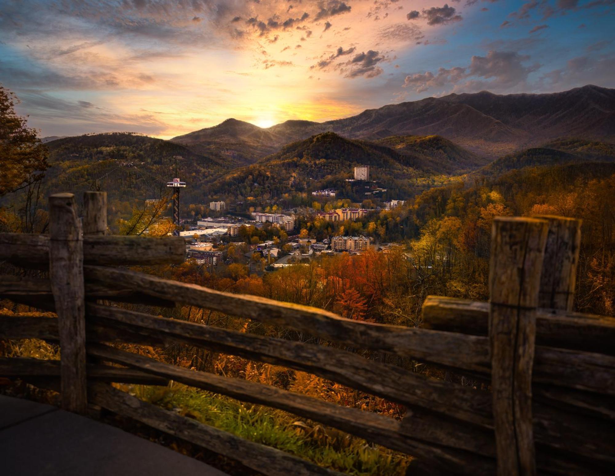 Four Bears Den, Hot Tub, 1089 Of Free Attraction Tickets For Each Paid Day, Dollywood And More Gatlinburg Εξωτερικό φωτογραφία